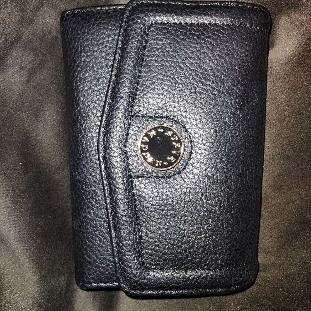Steve Madden Black Leather Wallet
